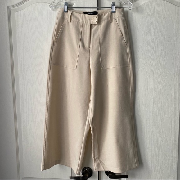 Wide Leg Cropped Pants - Picture 2 of 3